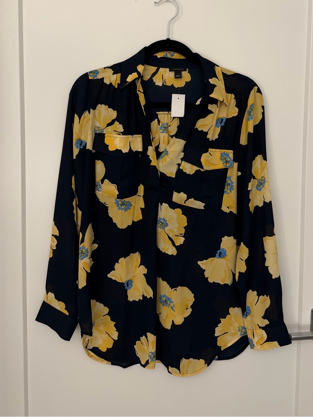 NWT Ann Taylor Floral Camp Shirt